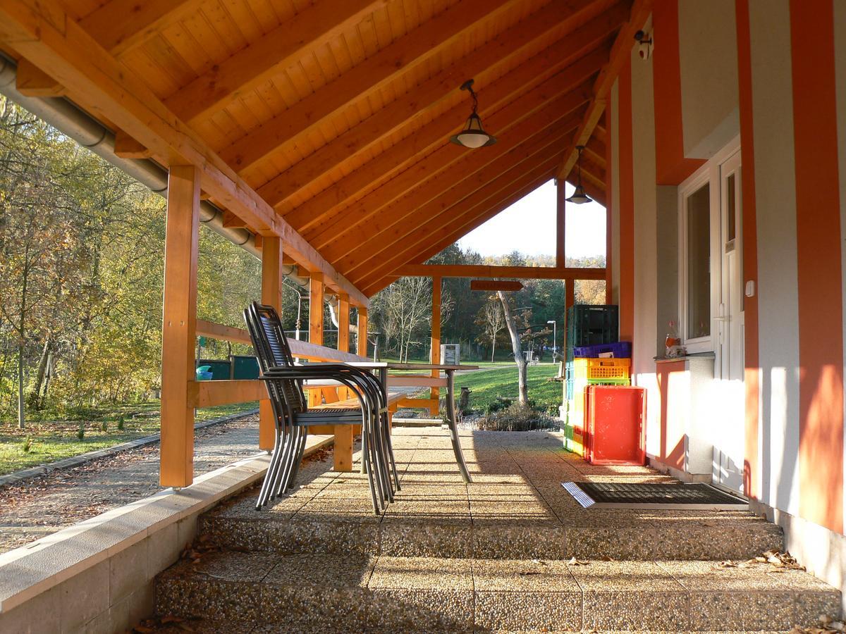Penzion Amfík Bukovina Popovice  Esterno foto