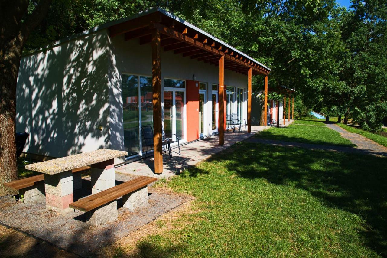 Penzion Amfík Bukovina Popovice  Esterno foto